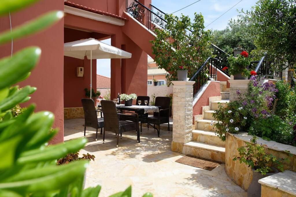 Seaview Cottage - Calmare Petrití Exterior foto